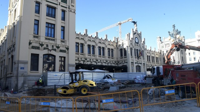El Ayuntamiento destina 42.000 euros a comercios de la calle Alacant por las obras del metro
