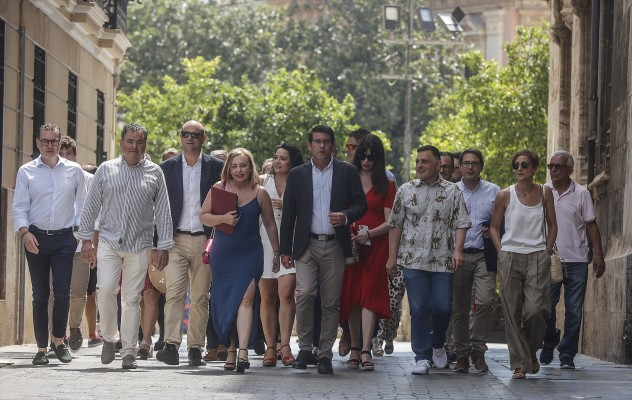 Los municipalistas encaran el curso político con la rebaja del listón electoral pendiente y la vista fija en las elecciones