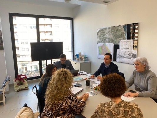 Almassora y sus parques empresariales abordan la hoja de ruta para la creación de EGM
