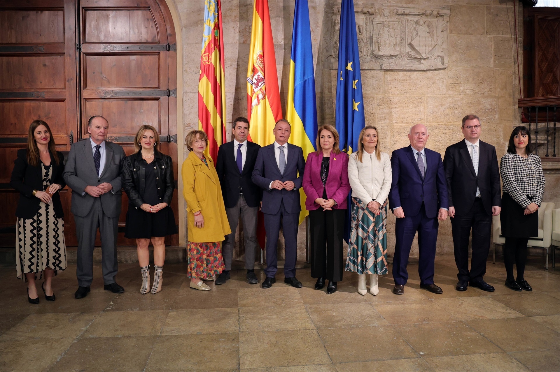 Mazón traslada en el Día de la Empresa un 
