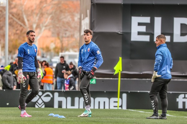 Primera bola de partido para el Eldense