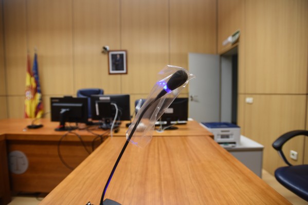 El Consell asegura que no tocará el refuerzo del juzgado de 'Azud' y gestionará aparte el del incendio 