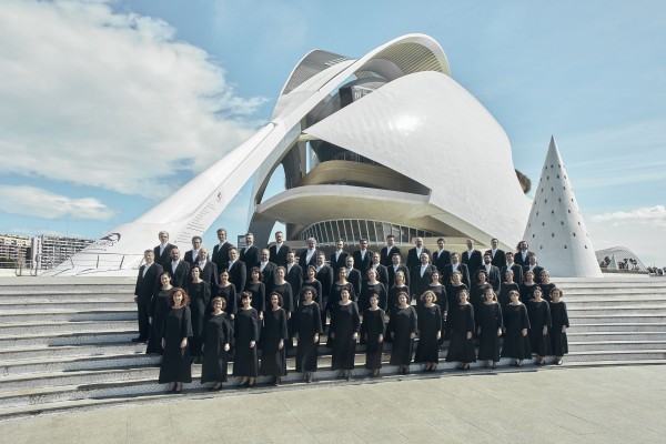 El Cor de la Generalitat llega al Arniches con obras de Schubert, Rheinberger, Herzogenberg y Brahms
