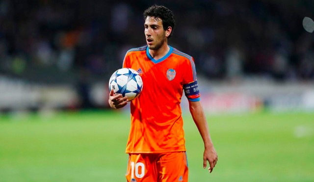 Parejo se reúne con Suso y Ayestarán para hablar de su posible salida 