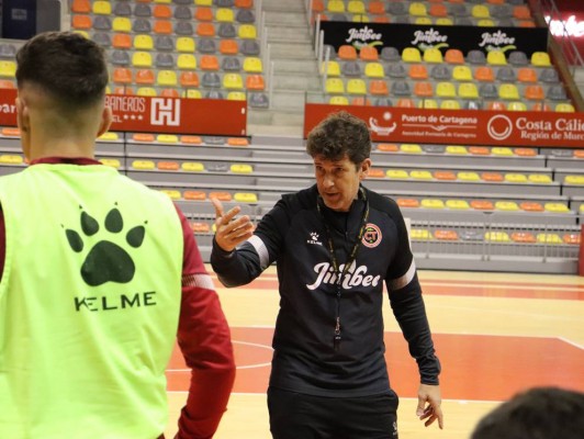 El Jimbee Cartagena recibe al Ribera Navarra tras dos derrotas seguidas en la Liga 