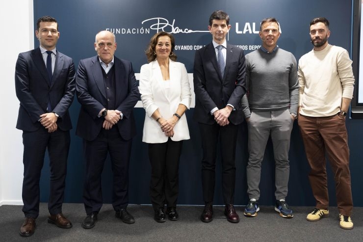 ‘PREPARADOS’, el proyecto de LALIGA y Fundación Blanca que ayuda al futbolista en la gestión emocional de su retirada
