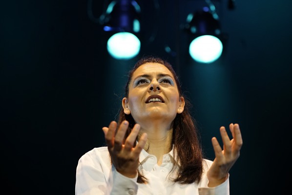 Begoña Tena presenta su monólogo 'Viva' en el Teatre Arniches

