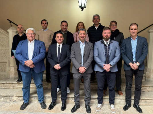 El Consell y la Diputación de Castellón impulsan un Plan director de instalaciones deportivas