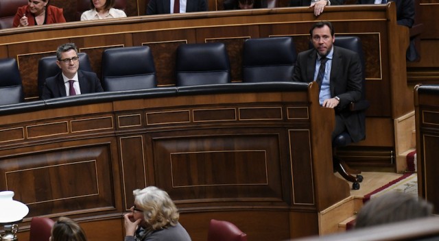 El PP pide llevar a Bolaños y Puente al Pleno del Congreso por el 'caso Koldo'