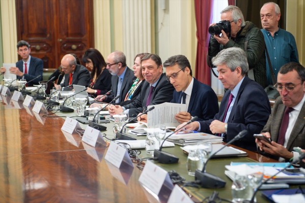 Gobierno y organizaciones agrarias se emplazan a la próxima semana para concretar las medidas