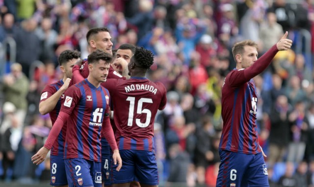 El Eldense puede cerrar virtualmente en marzo su permanencia en LaLiga Hypermotion
