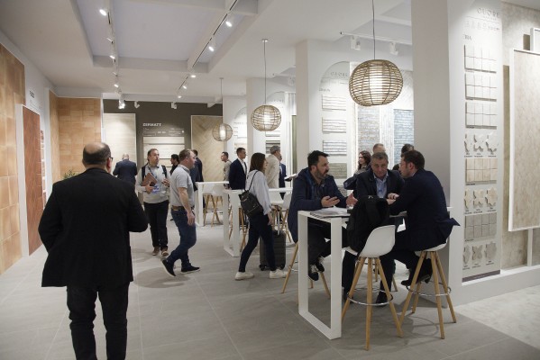 Feria València e IVACE atraen a Cevisama a 800 compradores invitados de 94 países