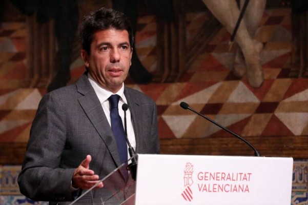 La Generalitat lanza cuatro millones en ayudas a los afectados del incendio de Campanar