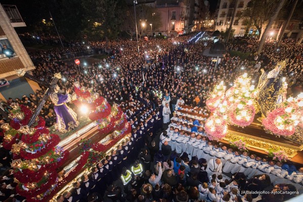 Prohibido el paso de vehículos y el estacionamiento en quince calles y plazas del casco histórico durante la Semana Santa