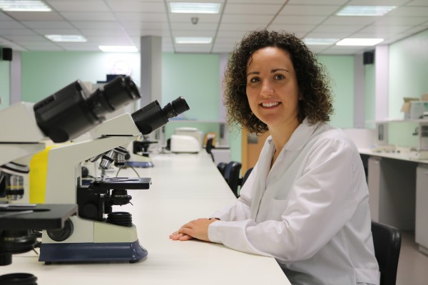 Una profesora del CEU Castellón participa en un estudio internacional sobre una enfermedad rara