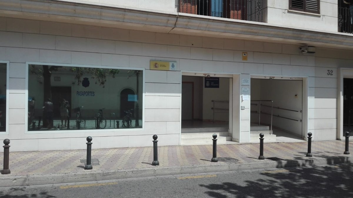valenciaplaza.com