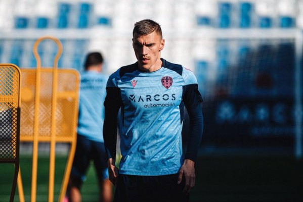 El Levante ya sabe cuándo enfrentará a Elche y Real Valladolid