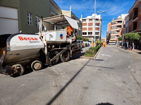 Vila-real elimina passos elevats per a vianants per a millorar la seguretat i el drenatge d'aigua