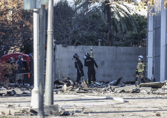 Los inquilinos de los edificios incendiados en Valencia crean una asociación propia de afectados