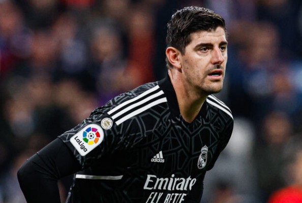 Courtois se suma al trabajo de porteros
