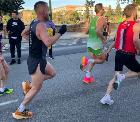 Catorce atletas de la FAMU en el Nacional máster de maratón en Castellón 