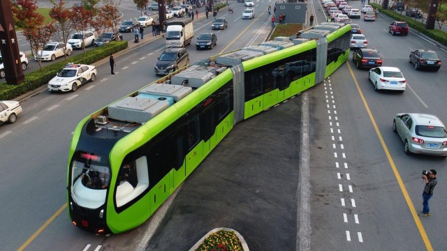 Elche organiza un foro para concretar el tranvía: el modelo que gusta, autónomo y sin catenaria