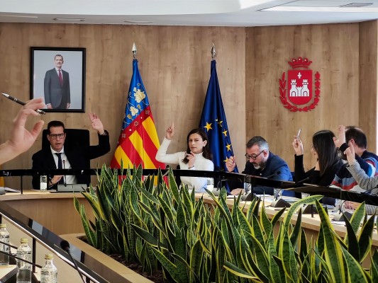 Elda pide al Ivace 400.000 euros para modernizar los polígonos Campo Alto y Finca Lacy 