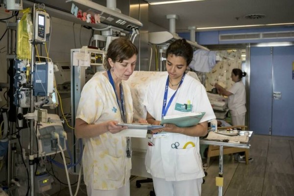 La enfermera con mejor nota de España ha sacado un 5,7 sobre 10: El examen 