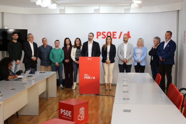 Los líderes de las agrupaciones y más de 700 militantes avalan a Lucas para que sea el líder del PSOE de Murcia