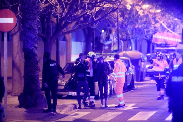 La pareja rescatada en el balcón, agradecida a los bomberos: 