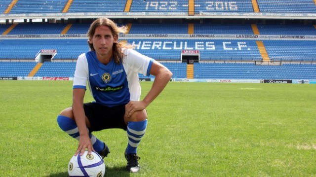 Checa: 