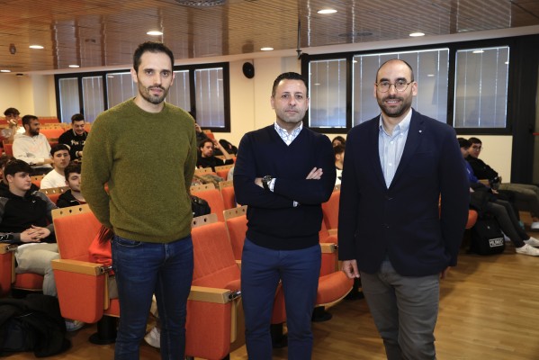 El CEU Castellón inaugura un ciclo de conferencias con expertos en la actividad física y el deporte