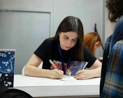 Los españoles ganadores del Premio Internacional de Manga exponen en el Salón del Cómic