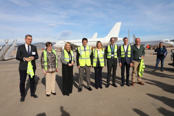El objetivo de Mazón para el aeropuerto: 500.000 pasajeros en 2026... pero no dice cómo alcanzarlos