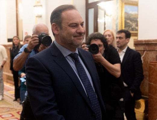 Ábalos desvincula su salida del Gobierno del cese de los contratos de la empresa de Koldo García
