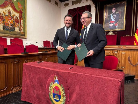 Diputación quiere que los Palacios de Congresos de Elche y Alicante se desarrollen de forma simultánea
