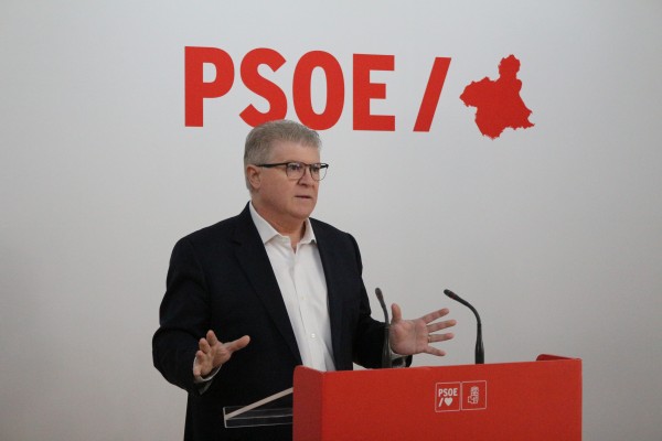 El PSOE acusa al Gobierno regional de 