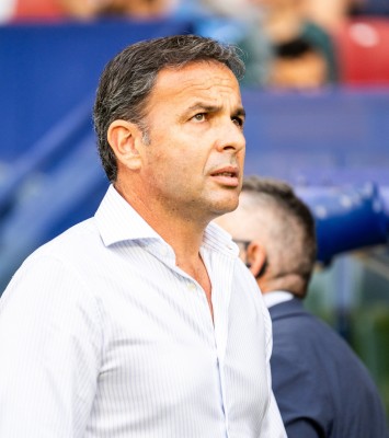 Calleja se despide de la plantilla del Levante