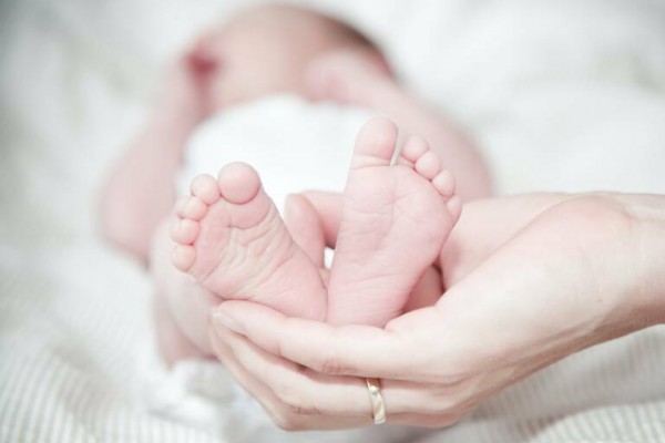 España registró 322.075 nacimientos en 2023, nuevo récord a la baja desde 1941