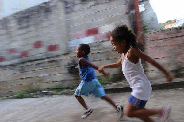 Correr y jugar: el mundo del running infantil