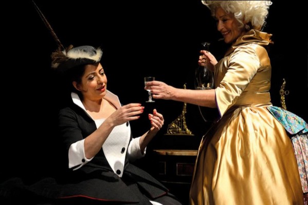 La versió femenina de ‘El verí del teatre’ torna a Teatre El Micalet
