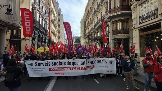 Una manifestación en València exige al Consell la 