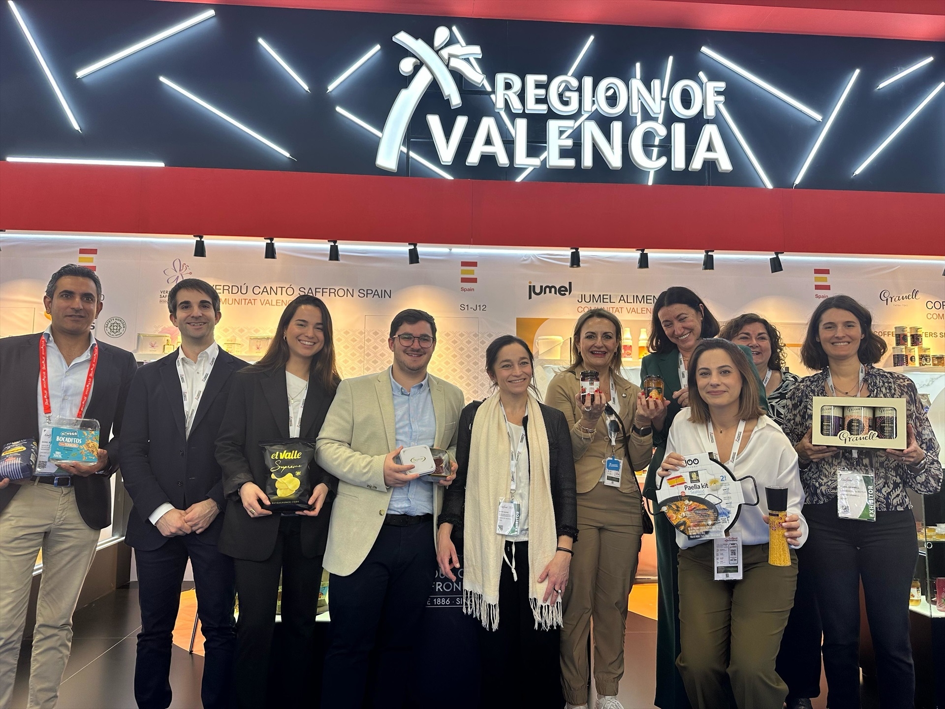 El sector agroalimentario valenciano muestra su oferta de productos en la feria Gulfood en Dubai