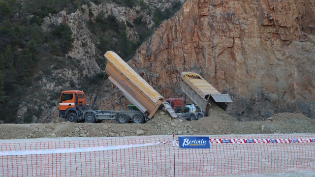 Benidorm supera la primera fase de la regeneración de la cantera y prevé completar la obra en Navidad