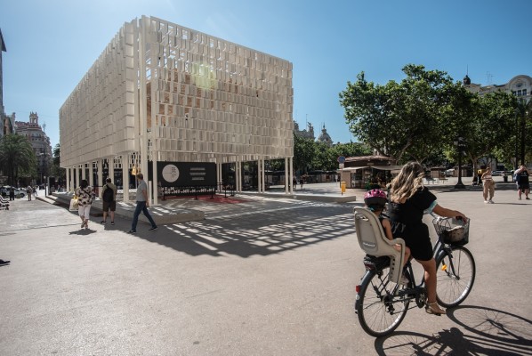 El Ágora del Diseño, el pabellón del medio millón cumple un año en el almacén
