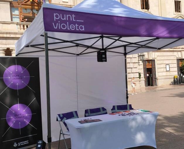 Roces por los puntos violetas de Magdalena: el PP niega que se eliminen y Vox le acusa de 