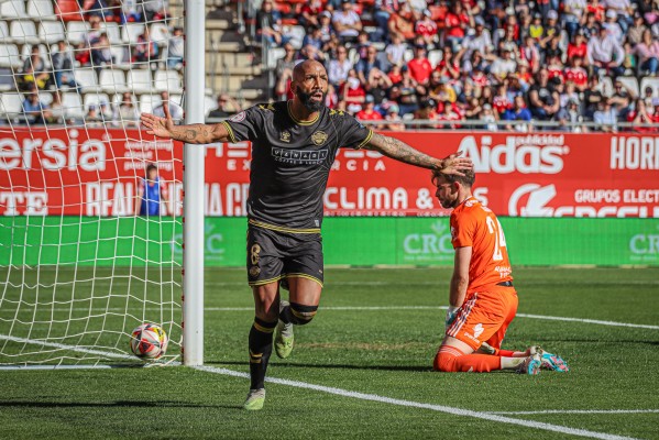 Nsue vuelve a ser decisivo con el Intercity en su reaparición tras la Copa de África
