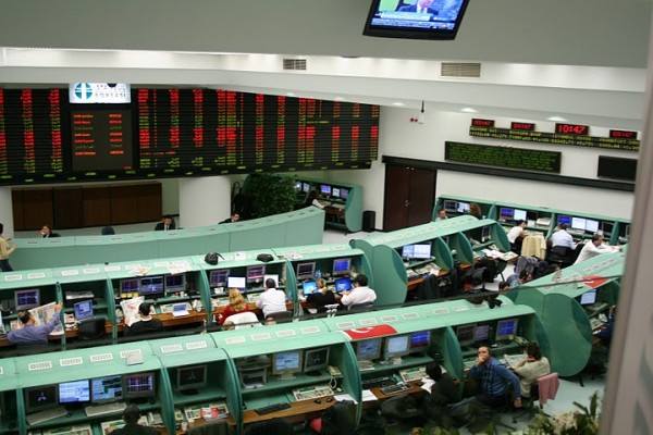 El 'Ibex turco' cae un 4% lastrado por el duro castigo que sufre la banca