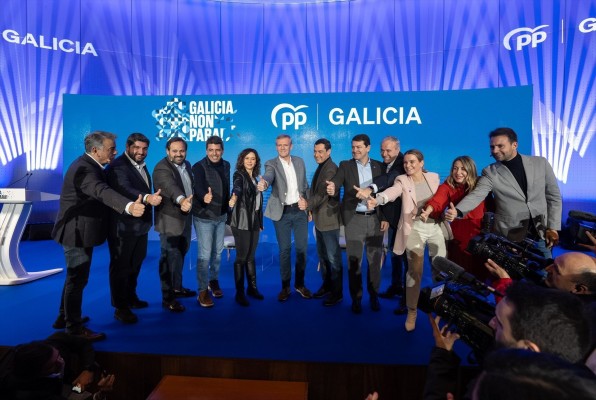 El PP revalida su mayoría absoluta en Galicia