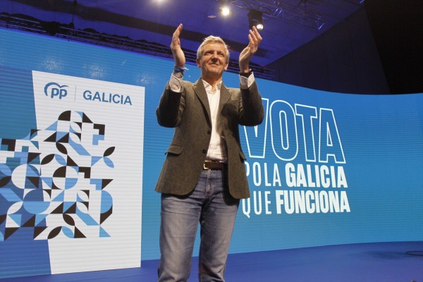 El PP mantendría la mayoría absoluta en Galicia por la mínima, según las encuestas